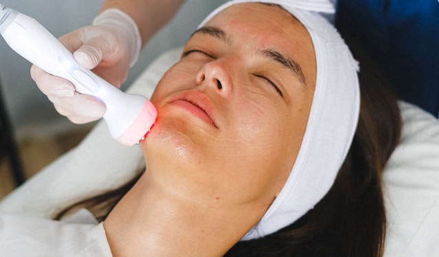 Rejuvenecimiento facial Clinica dermatologica
